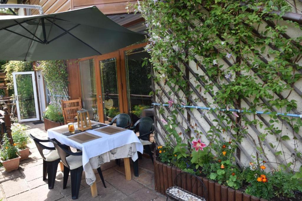 Local For Motocycle Off-road Centres Bed & Breakfast